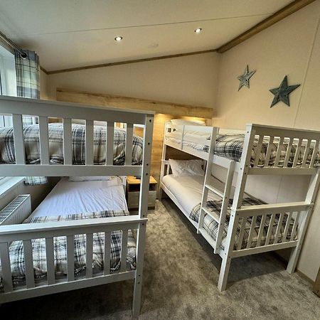 Golden Anchor - The Oakland Lodge - Coastal Caravan Breaks Chapel Saint Leonards Bagian luar foto